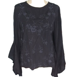 OLIVE & J boho bell sleeve top size M